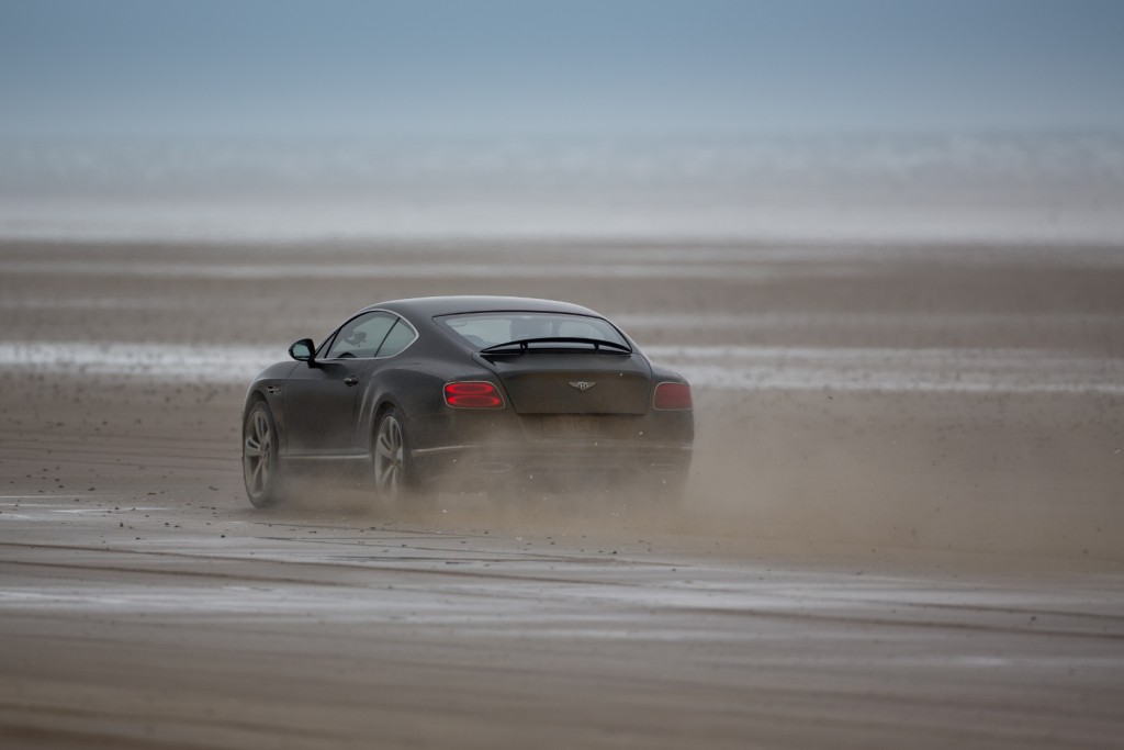Idris Elba breaks historic 'Flying Mile' record in Bentley Continental GT Speed, on Pendine Sands, Wales(2)