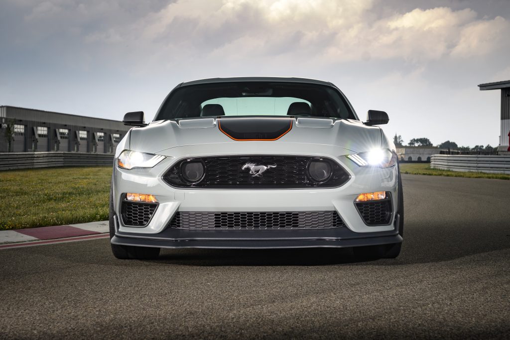 mustang mach 1
